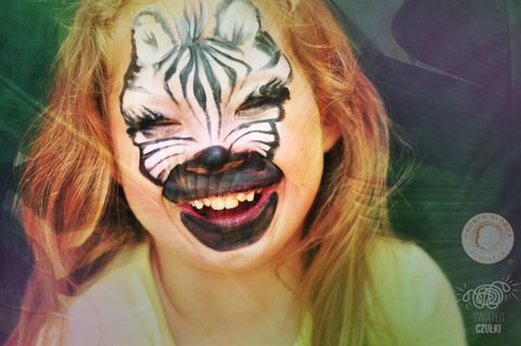 safe, hypoallergenic face and body paints, washable - full resolution